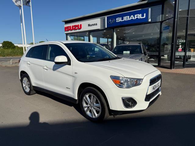 Mitsubishi ASX 2.2 DI-D 4 Auto 4WD Euro 5 (s/s) 5dr SUV Diesel Frost White