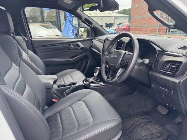 2024 Isuzu D-max 1.9 TD V-Cross Auto 4WD Euro 6 (s/s) 4dr