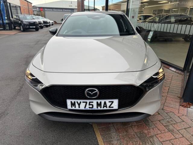 Mazda 3 2.5 140ps Homura / Black Cloth Red Stitch