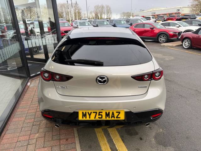 Mazda 3 2.5 140ps Homura / Black Cloth Red Stitch