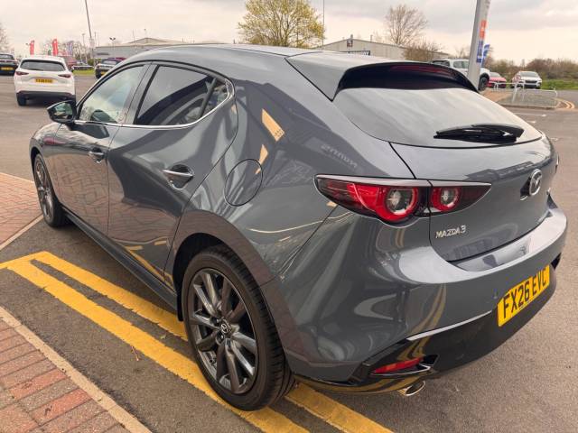 Mazda 3 2.5 140ps Homura / Black Cloth Red Stitch