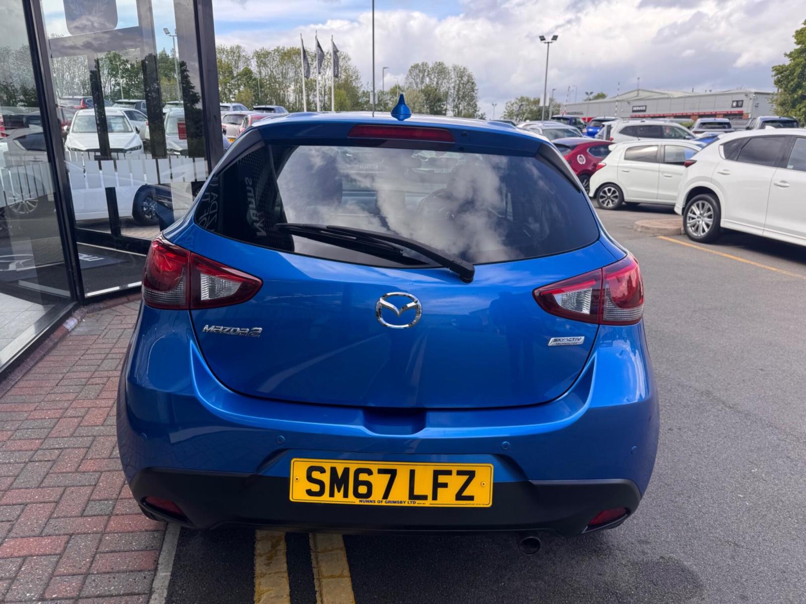 2018 Mazda Mazda2 thumbnail 8
