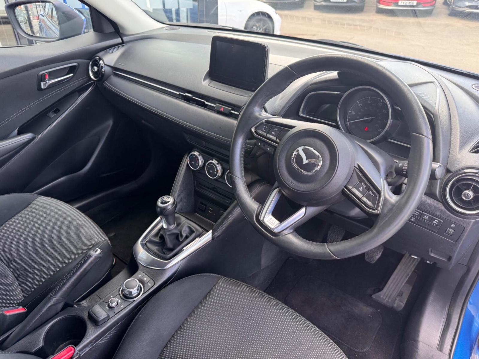2018 Mazda Mazda2 thumbnail 14