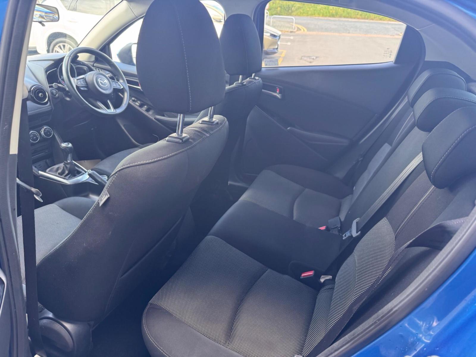 2018 Mazda Mazda2 thumbnail 17