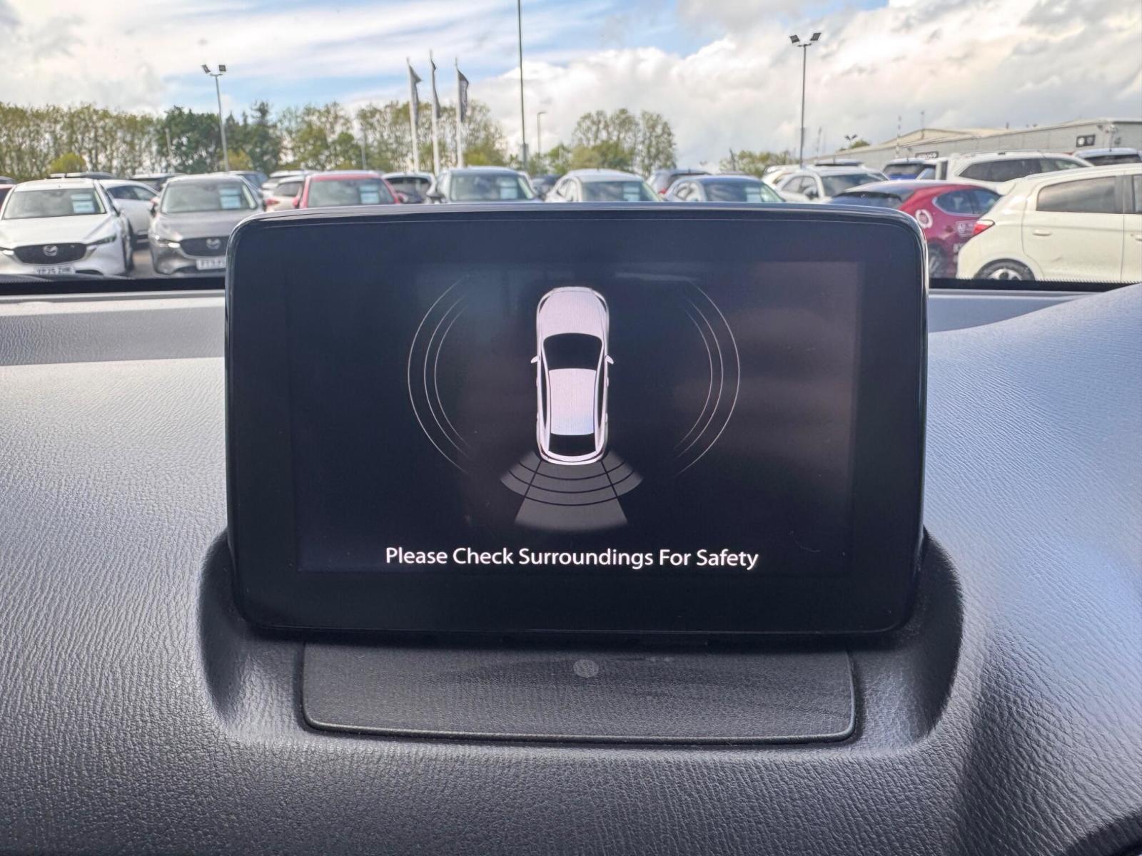 2018 Mazda Mazda2 thumbnail 22