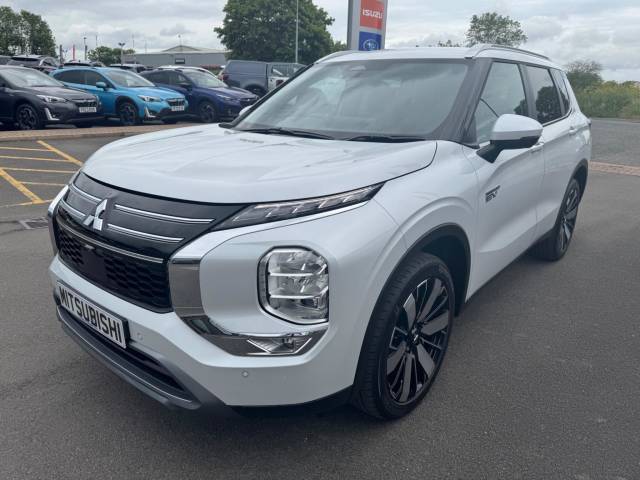 2026 Mitsubishi Outlander 2.4 22.7kWh Nativa CVT 4WD Euro 6 (s/s) 5dr