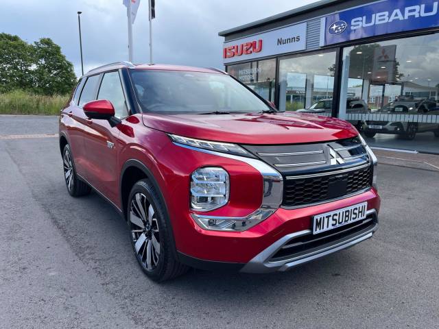 Mitsubishi Outlander 2.4 22.7kWh Nativa CVT 4WD Euro 6 (s/s) 5dr SUV Hybrid Red Diamond