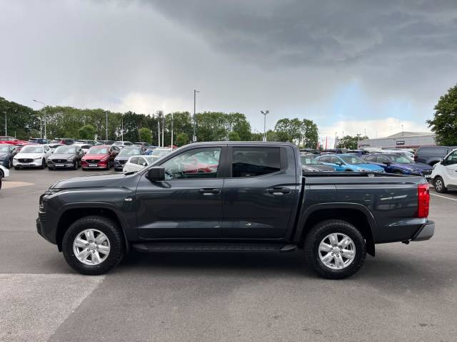 2026 Mitsubishi L200 2.4 Bi-Turbo Titan Auto 4WD Euro 6 (s/s) 4dr