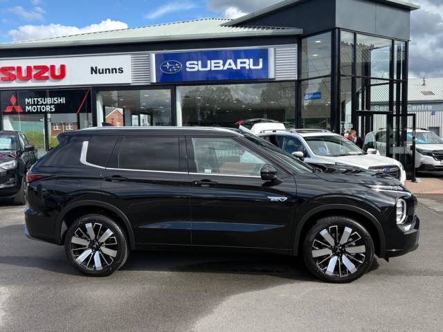2026 Mitsubishi Outlander 2.4 22.7kWh Diamond CVT 4WD Euro 6 (s/s) 5dr