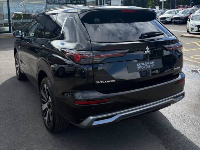 2026 Mitsubishi Outlander 2.4 22.7kWh Diamond CVT 4WD Euro 6 (s/s) 5dr