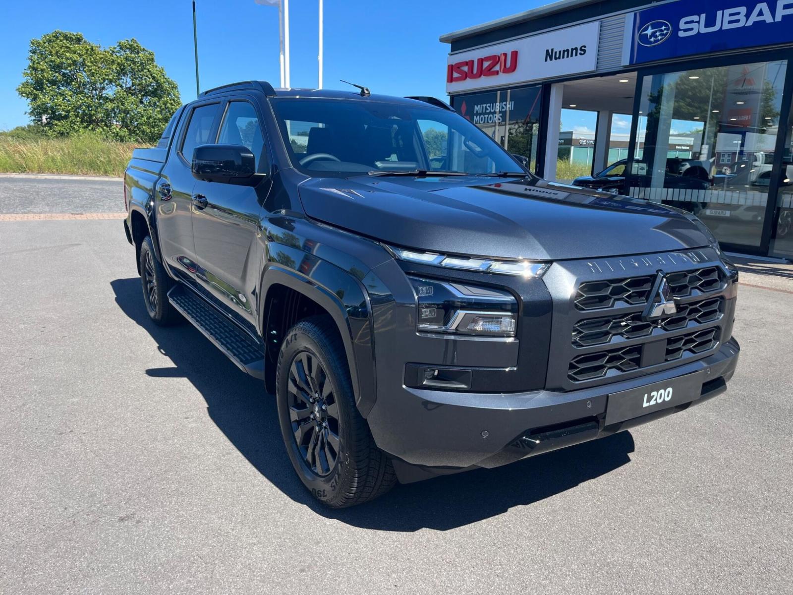  Mitsubishi L200