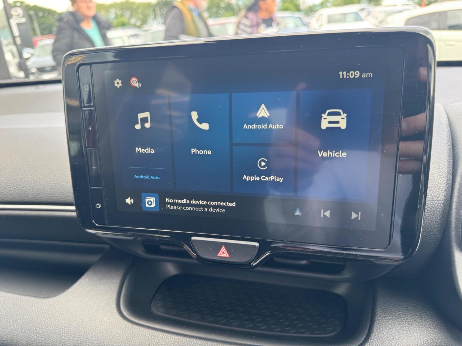2026 Mazda Mazda2 Hybrid thumbnail 22
