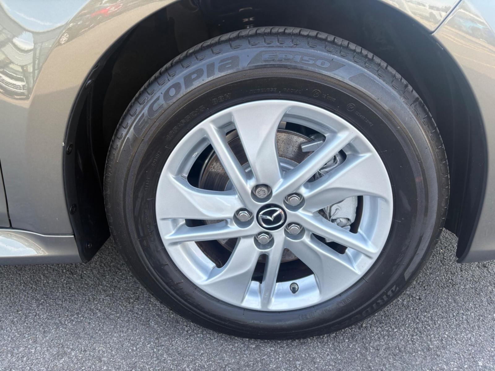 2023 Mazda Mazda2 Hybrid thumbnail 20