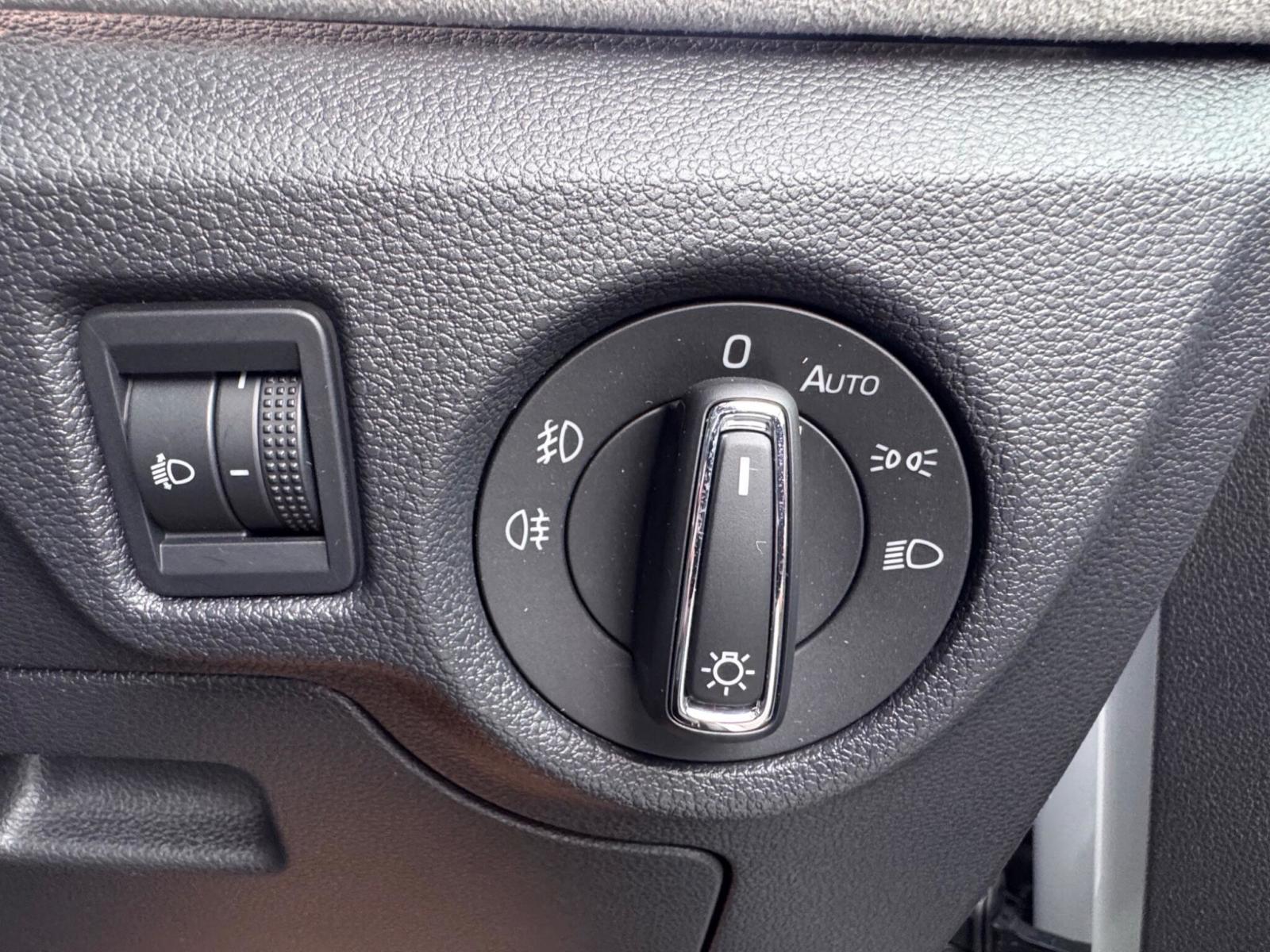 2024 Skoda Kamiq thumbnail 13
