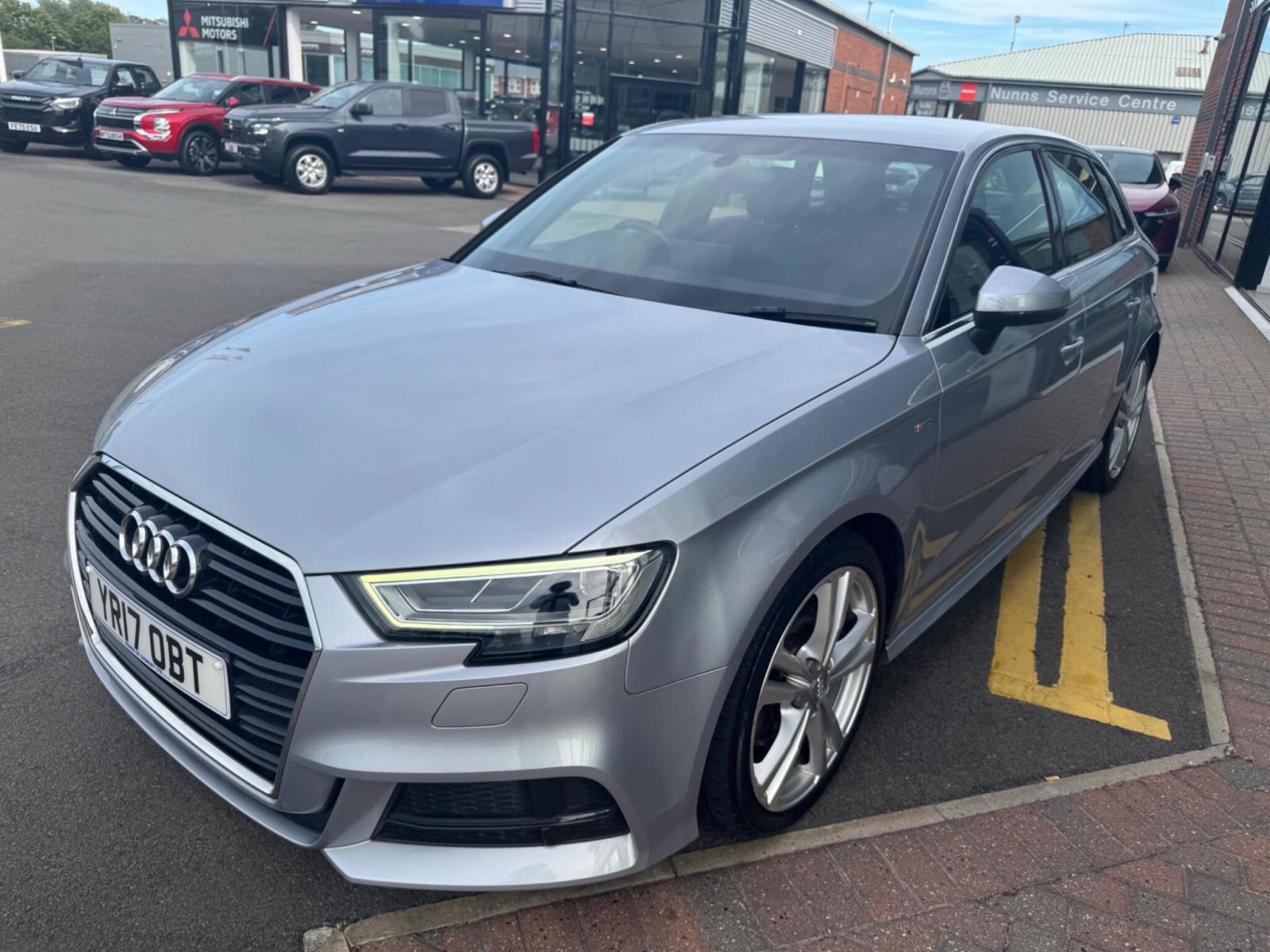 2017 Audi A3 thumbnail 4