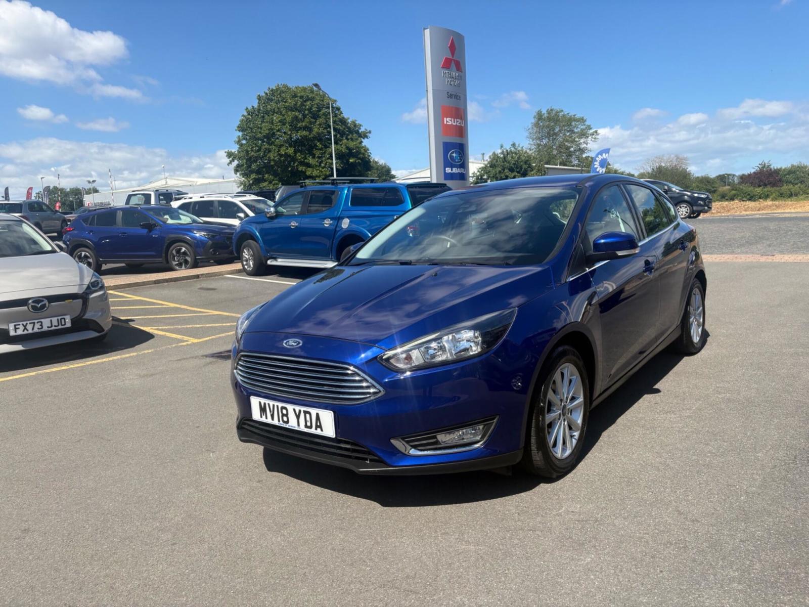 2018 Ford Focus thumbnail 4