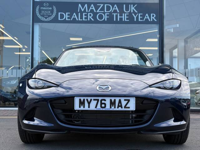 Mazda MX-5 Roadster 2.0 184ps Homura / Black Recaro