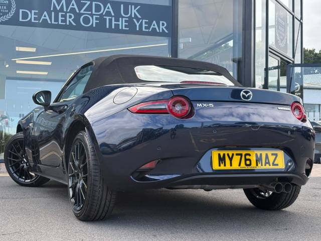 Mazda MX-5 Roadster 2.0 184ps Homura / Black Recaro