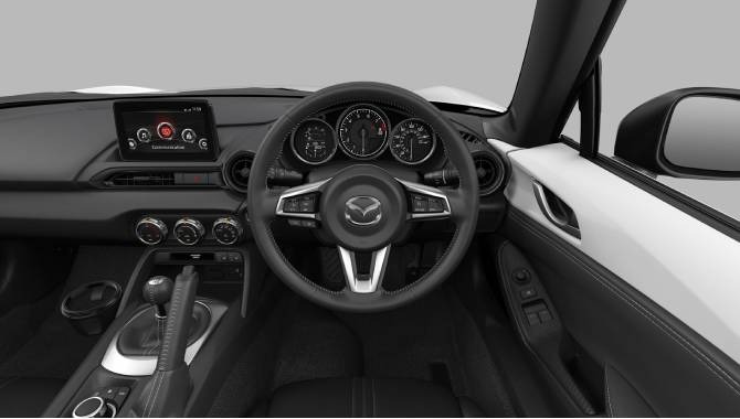 Mazda MX-5 - Interior