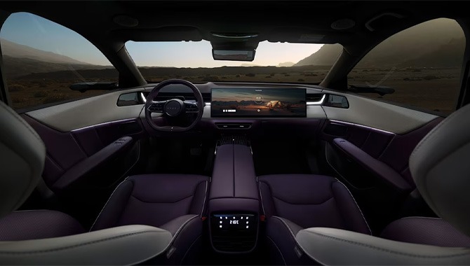 Mazda CX-6e - Interior